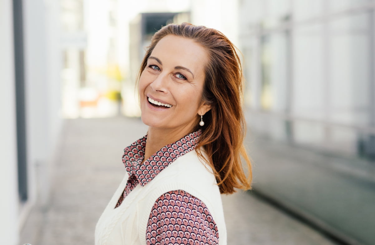 Dental Implants Thumb